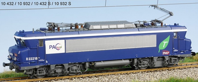 Electric locomotive class BB 22200 with running number 822218 "Villeneuve"<br /><a href='images/pictures/LS_Models/10432.jpg' target='_blank'>Full size image</a>